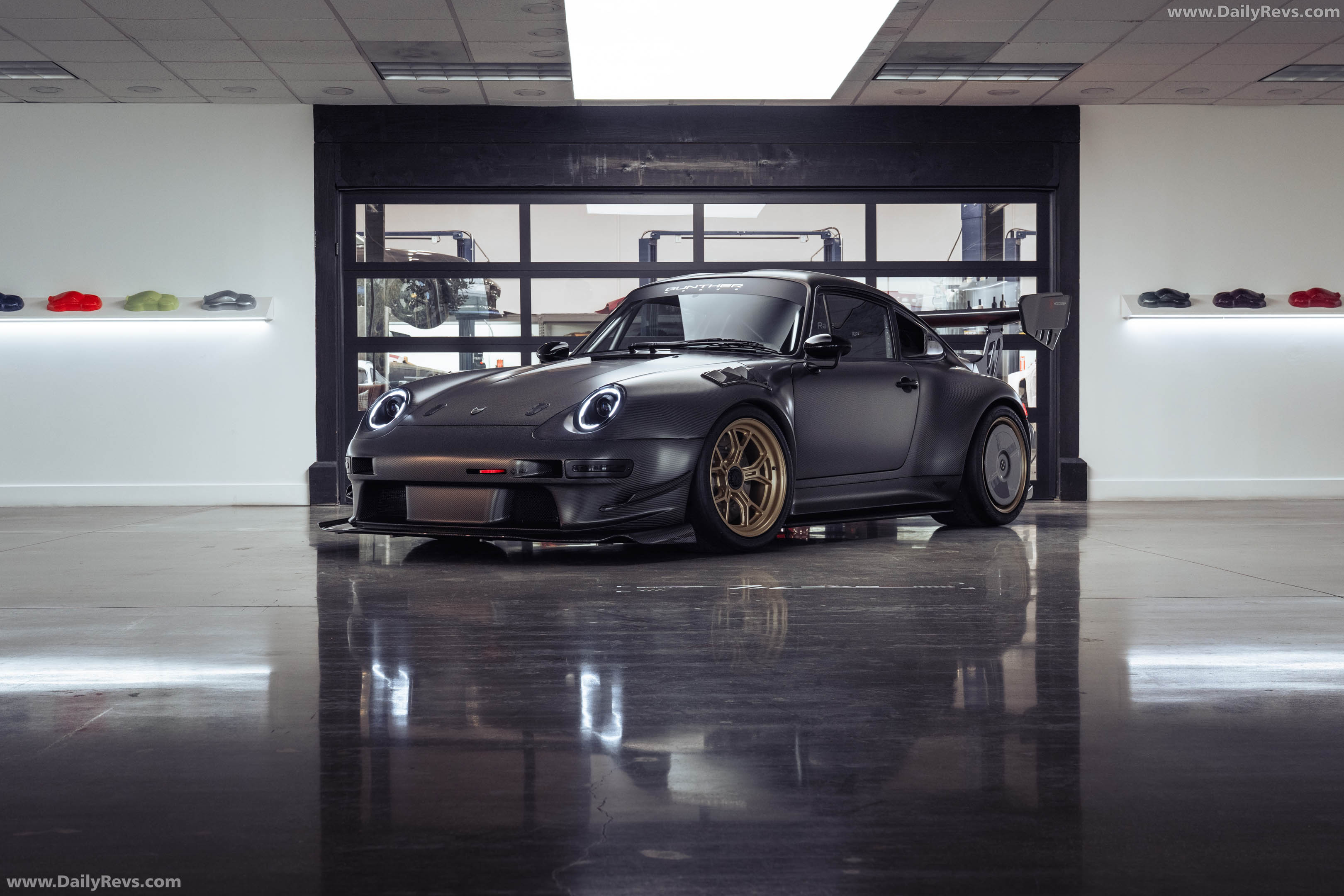 2027 Gunther Werks GXR-Evo Front View